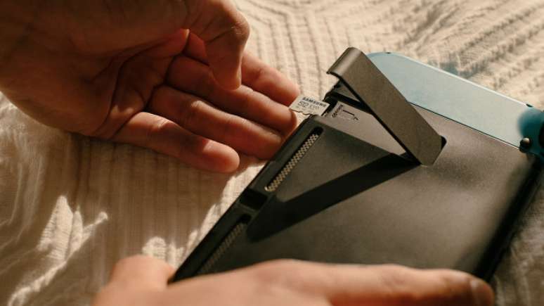 Como escolher um bom cartão microSD para o Nintendo Switch e evitar que ele fique lento.