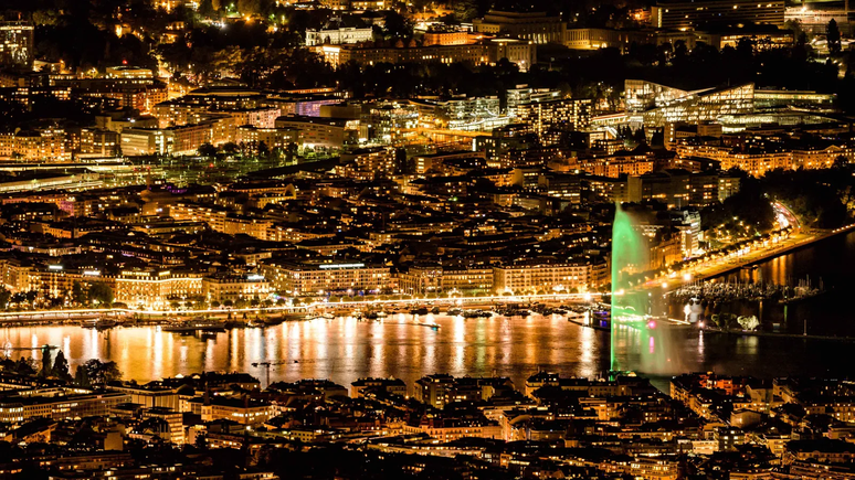 A ilumina&ccedil;&atilde;o p&uacute;blica, irradiada por quil&ocirc;metros em torno de uma cidade, pode prejudicar os ritmos circadianos das plantas e dos animais