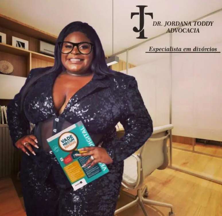 Jojo Todynho surprises followers with live broadcast of university work