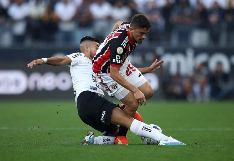 Corinthians busca empate contra o São Paulo, e tabu em Itaquera