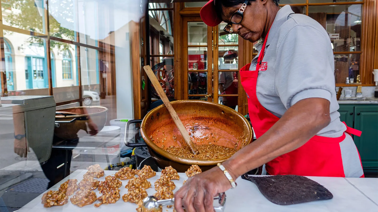 O kouri-vini recebeu este nome para evitar confusão entre o idioma e outros elementos da identidade crioula, como a culinária e a etnia