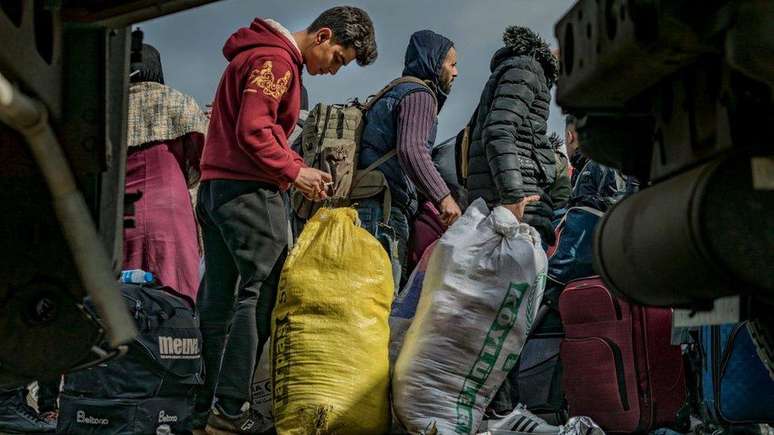 Turkish government says more than half a million Syrian refugees have returned home, but opposition wants more to leave