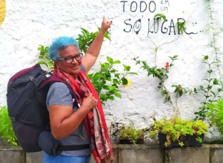 Retired from prison, she has visited 56 countries and lives some novels around the world