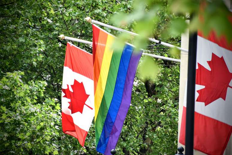 O Canadá teve o casamento LGBTQI+ legalizado muito antes do Brasil 