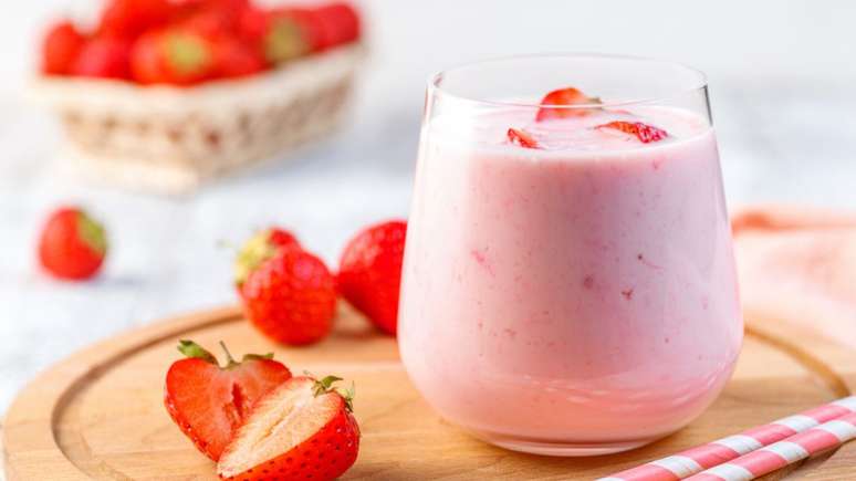 Make your breakfast tastier with strawberry yogurt