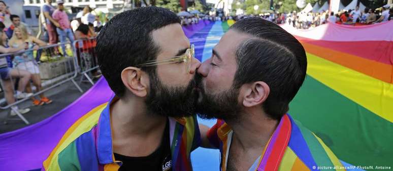 Parada Gay do Brasil foi organizada em São Paulo em 1997