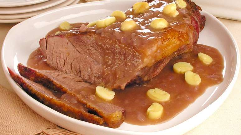 Roast beef in Madeira sauce