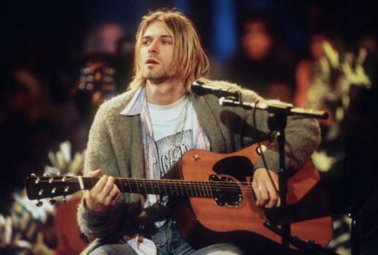 O icônico - e polêmico - violão de Kurt Cobain - (Getty Images) 