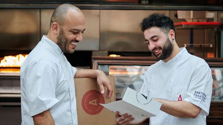 Rafael Panatieri (à esquerda) e seu sócio, o espanhol Jorge Sastre, abriram a primeira unidade da pizzaria em 2018