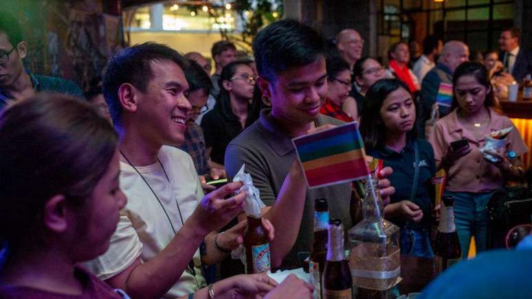 Pessoas LGBTQIA+ têm presença na sociedade filipina