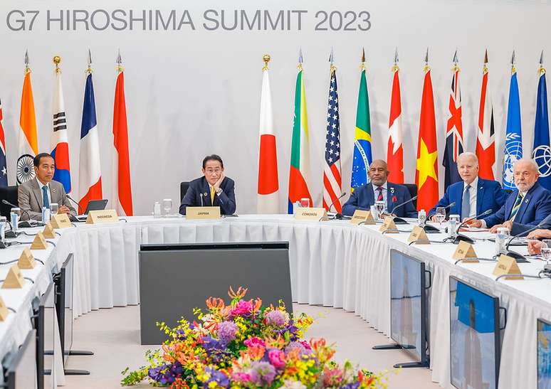 Presidente da República, Luiz Inácio Lula da Silva, durante Sessão de trabalho do G7 + países convidados e organizações internacionais: “Trabalhando juntos para enfrentar múltiplas crises”.  Hiroshima, Japão.