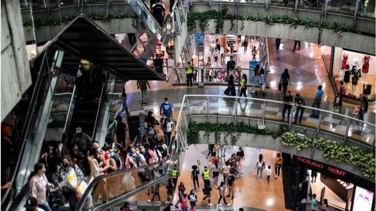 A recupera&ccedil;&atilde;o econ&ocirc;mica foi alavancada pelo setor de com&eacute;rcio. Isso tornou o crescimento limitado e insustent&aacute;vel