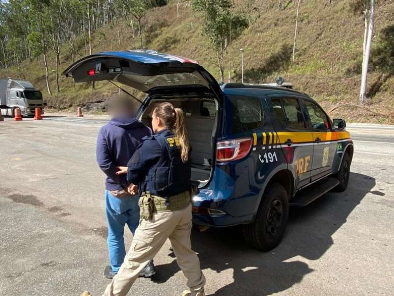 Fisioterapeuta suspeito de estuprar paciente em UTI é preso pela PRF em MG