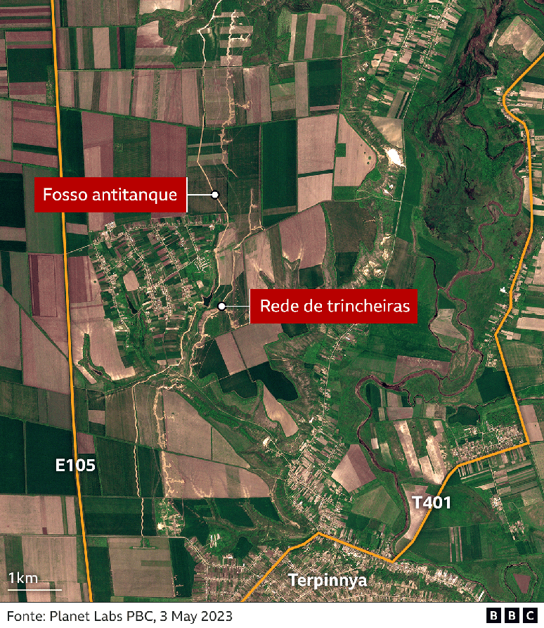 The image shows the defenses along the E105 highway The image shows the defenses along the E105 highway