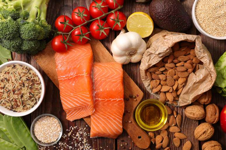 8 types of essential nutrients for health