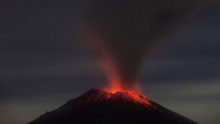 O Popocatépetl é popularmente conhecido como 'Don Goyo'