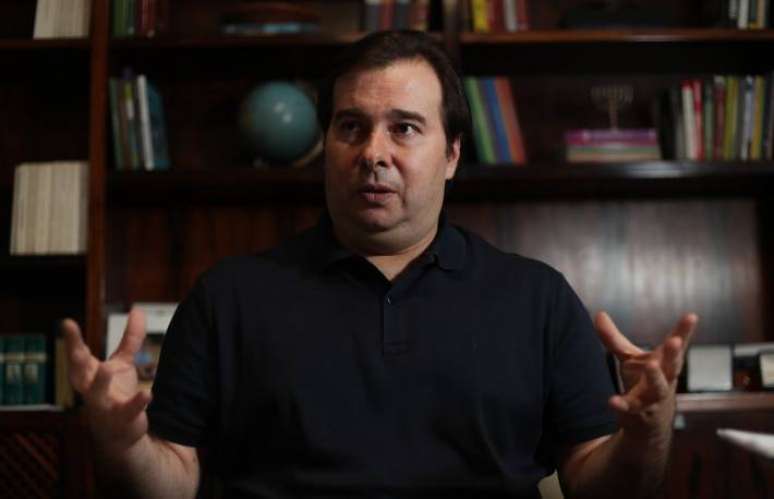 Ex-presidente da Câmara, hoje à frente da Confederação Nacional das Instituições Financeiras, elogia a abertura do governo Lula ao diálogo.