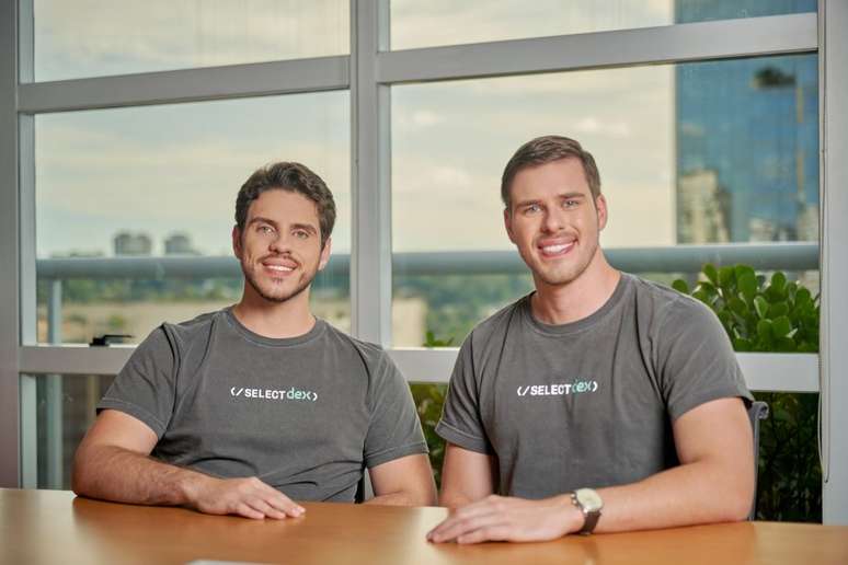 Matheus e Gustavo Beltrami, fundadores da deX