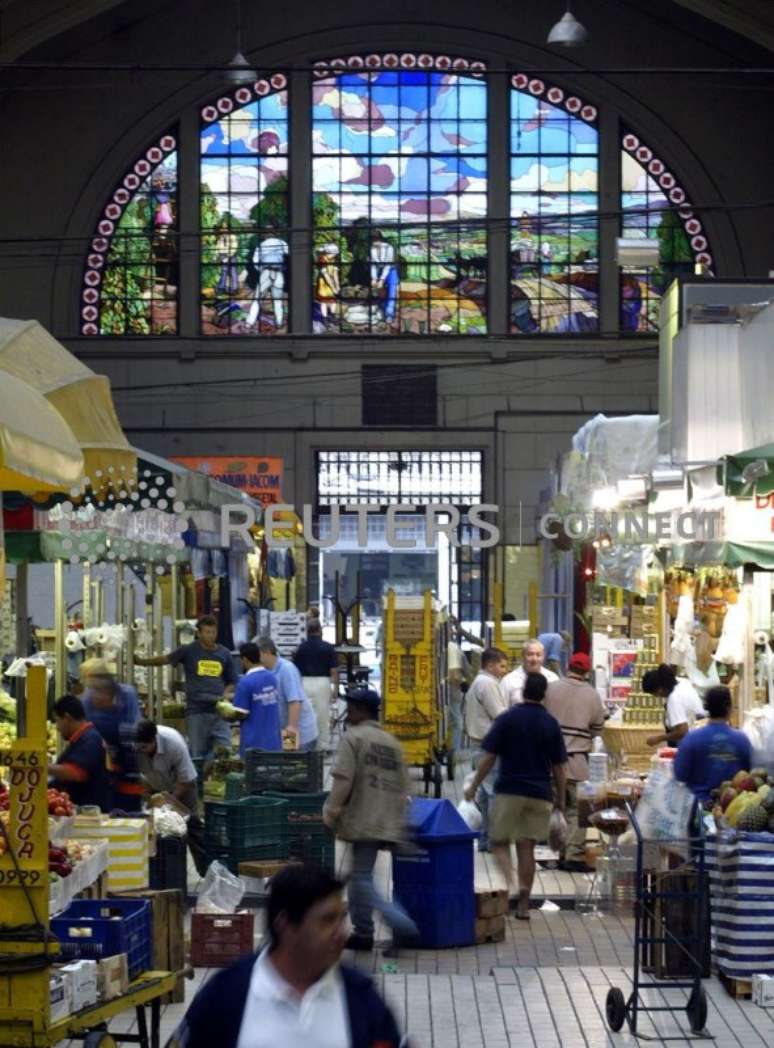 Mercado Municipal de São Paulo
23/01/2004. REUTERS/Paulo Whitaker  PW/GAC