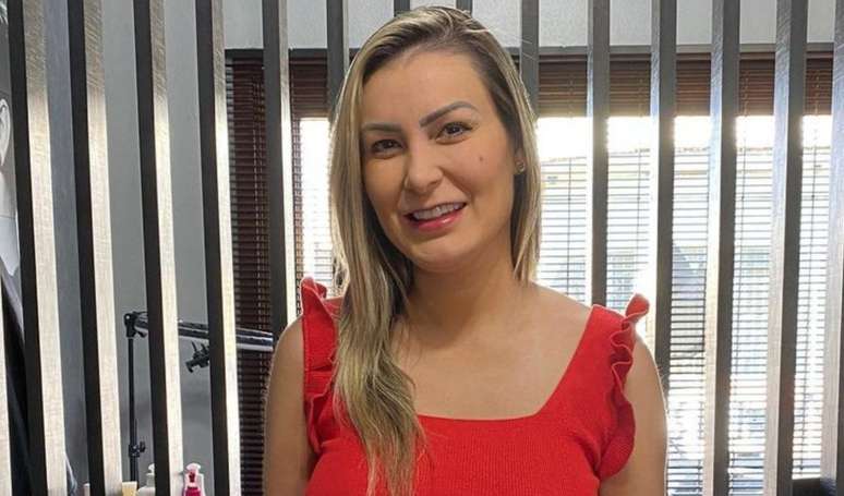 Andressa Urach anuncia fim de seu perfil em plataforma de conteúdo adulto.