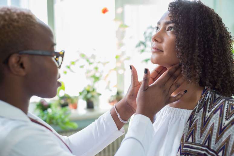 Pacientes com hipotireoidismo podem apresentar sintomas depressivos