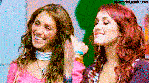 Anah&iacute; vs. Dulce Maria e outras tretas do RBD!