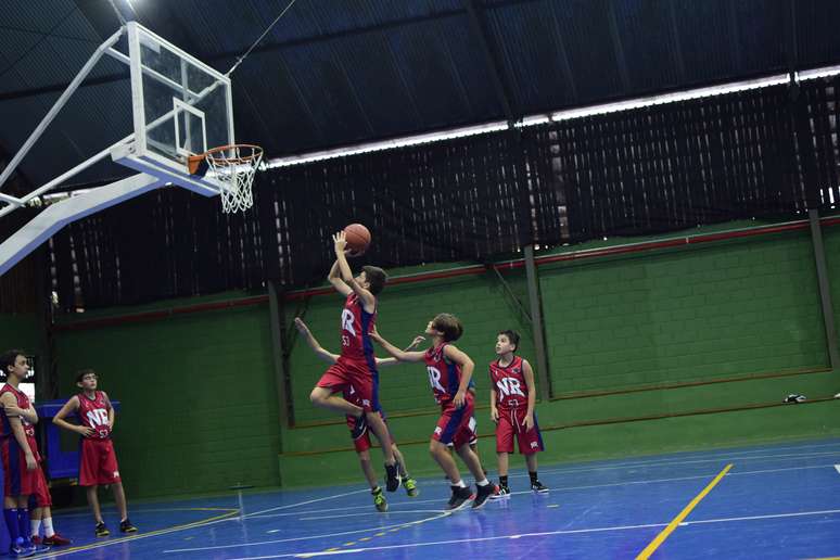 O NR recebe o mais tradicional acampamento de basquete do Brasil.