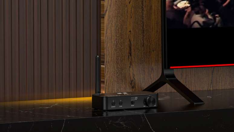 Utilizando dois fones de ouvido sem fio Bluetooth conectados ao mesmo tempo &agrave; uma smart TVs.