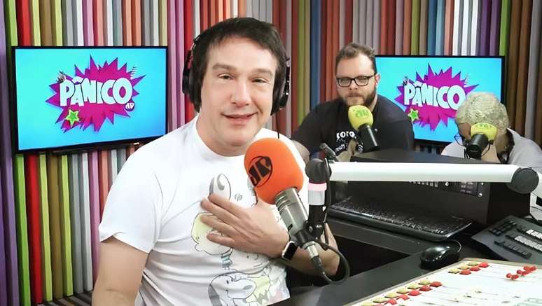 Em&iacute;lio Surita, apresentador do programa P&acirc;nico