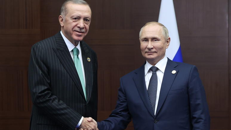 Erdogan, presidente da Turquia, estabeleceu uma relação próxima com Putin