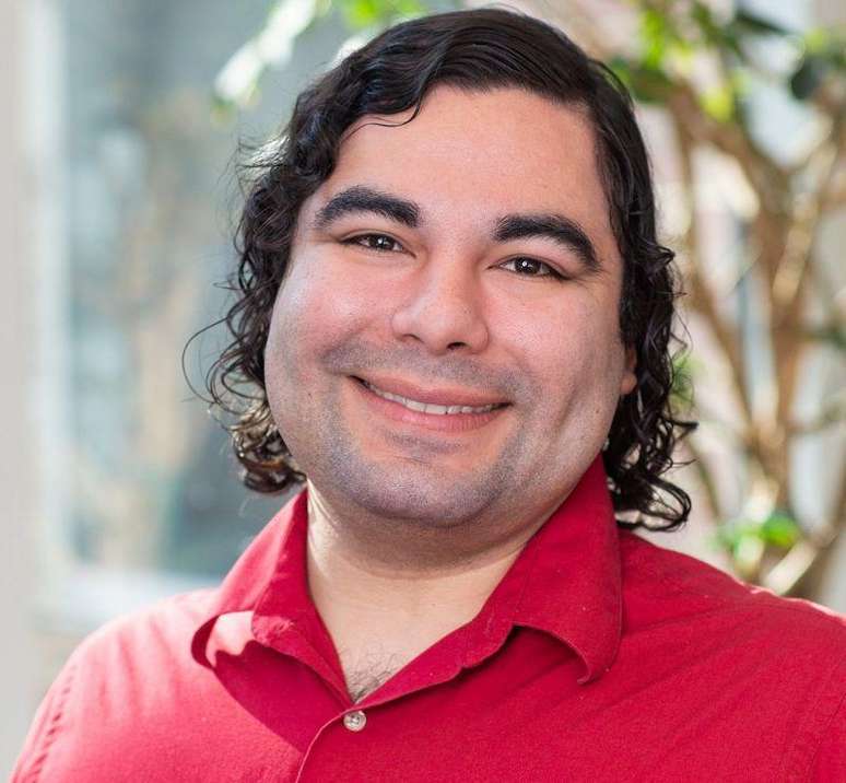 Fabio Urbina, associate director of Pharmaceutical Collaborations Fabio Urbina, associate director of Pharmaceutical Collaborations
