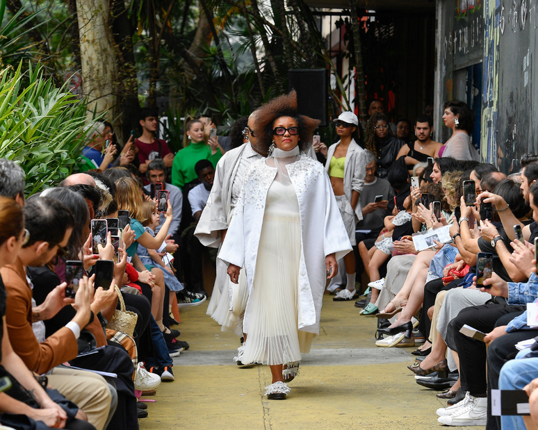 Desfile Fernanda Yamamoto 