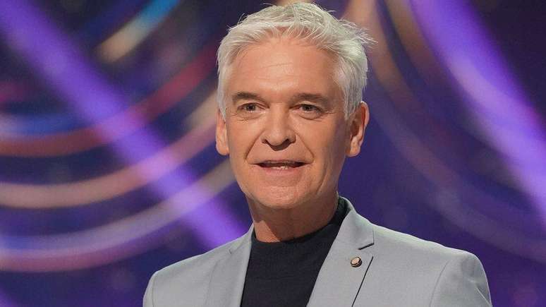 Phillip Schofield, de 61 anos, apresentador do matutino This Morning, da emissora ITV, confessou ter tido affair com funcionário mais jovem