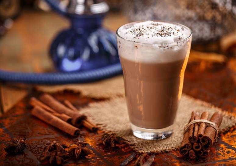 Chai latte: the delicious spiced tea