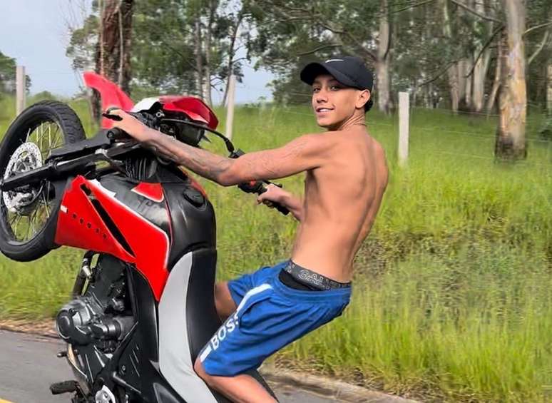 Meno Kabrinham segue na UTI do Hospital Santo Amaro