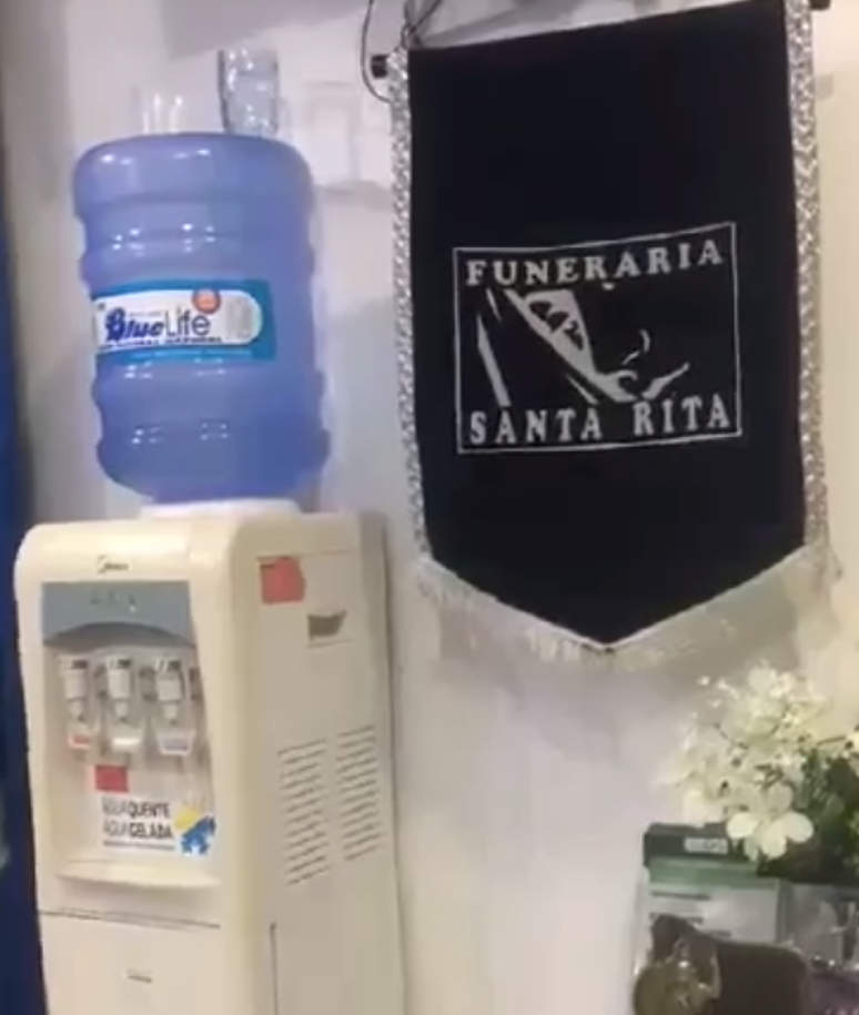 Suspeitos mandavam vídeos em funerária para vítimas fingindo que suposta jovem que enviou fotos se matou