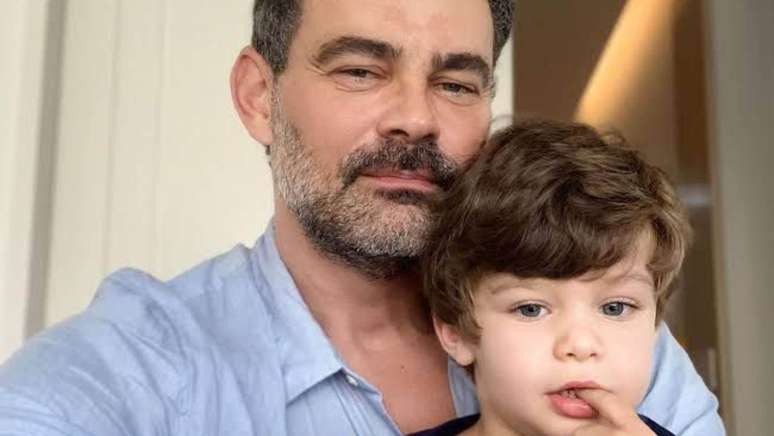 Carmo Dalla Vecchia’s son enchants the web after singing and squandering tenderness