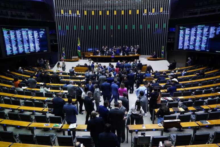 Os deputados votaram a favor do PL do Marco Temporal