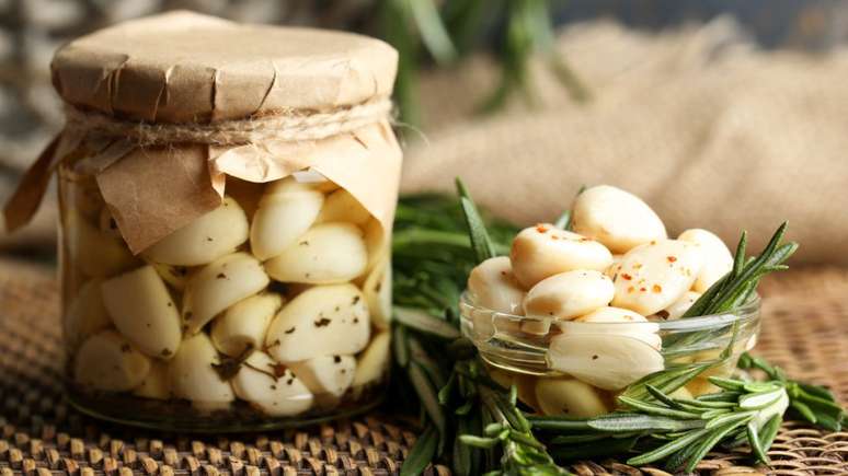 Add a special flavor to your recipes with pickled garlic
