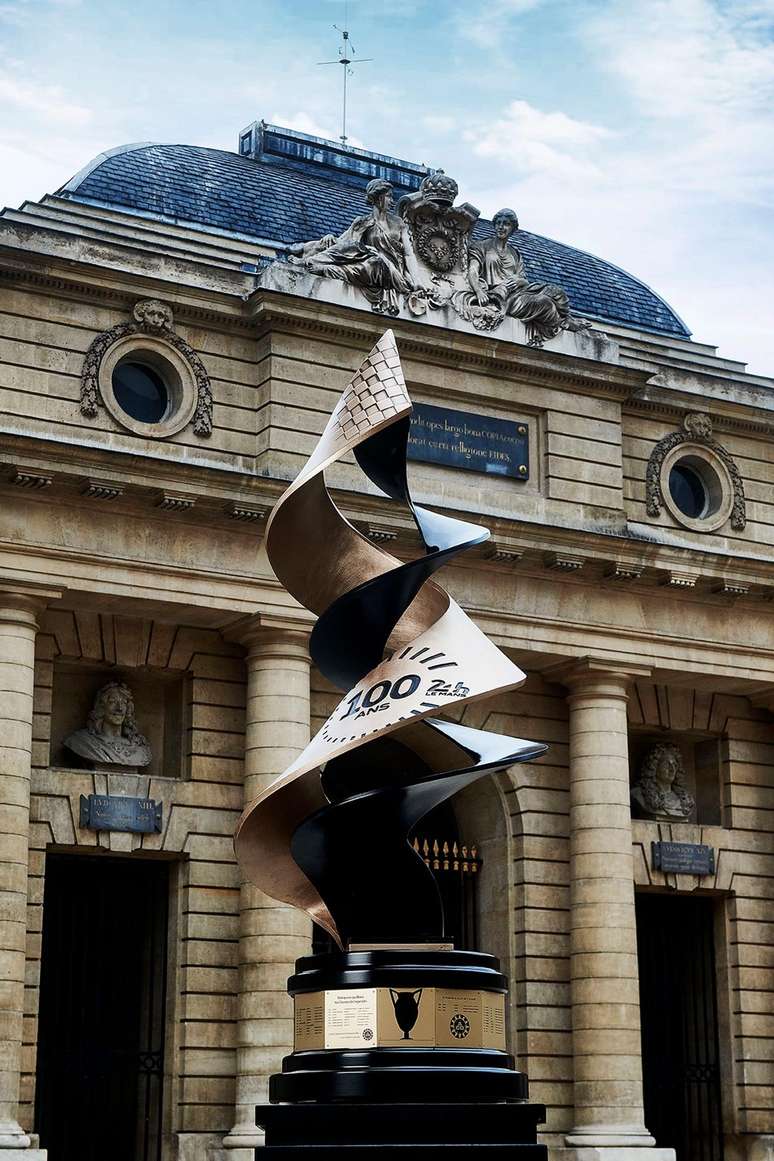 Troféu da edição de 100 anos das 24 Horas de Le Mans