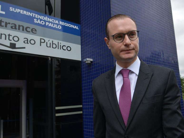 Cristiano Zanin fotografado na Superintendência Regional da Polícia Federal em São Paulo