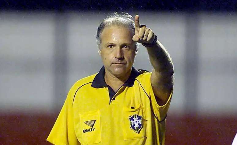 Morreu, aos 67 anos, o árbitro Leo Feldmann – Divulgação CBF