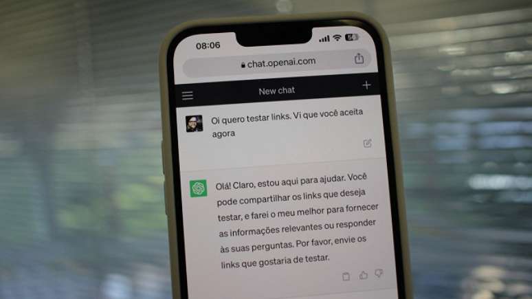 ChatGPT permite o compartilhamento de suas conversas via links (URLs).