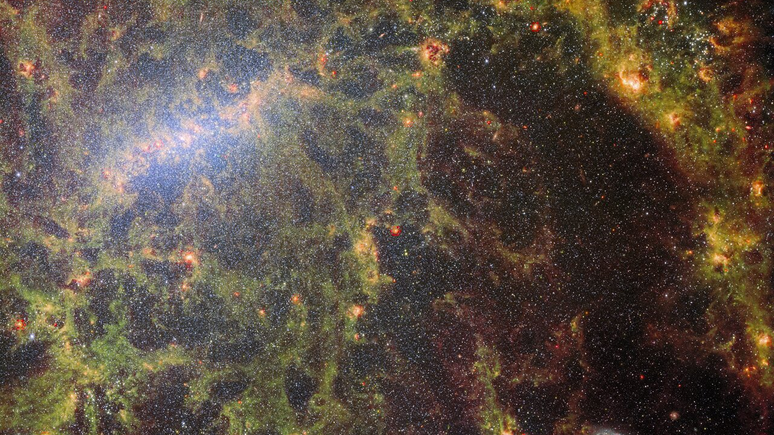 James Webb’s new photo shows stars and dust in the galaxy