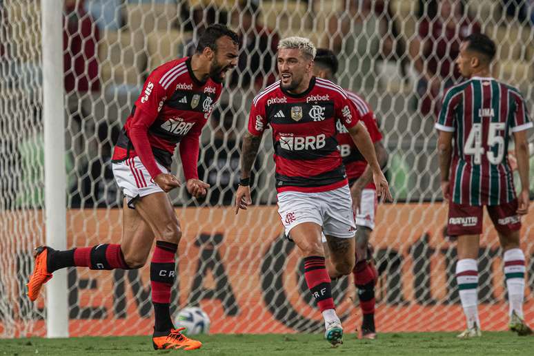 Flamengo 2 x 0 Fluminense  Copa do Brasil: melhores momentos