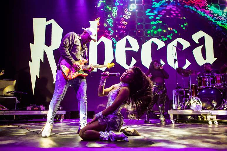 Rebecca também se apresentou no primeiro dia do Festival do Orgulho 2023