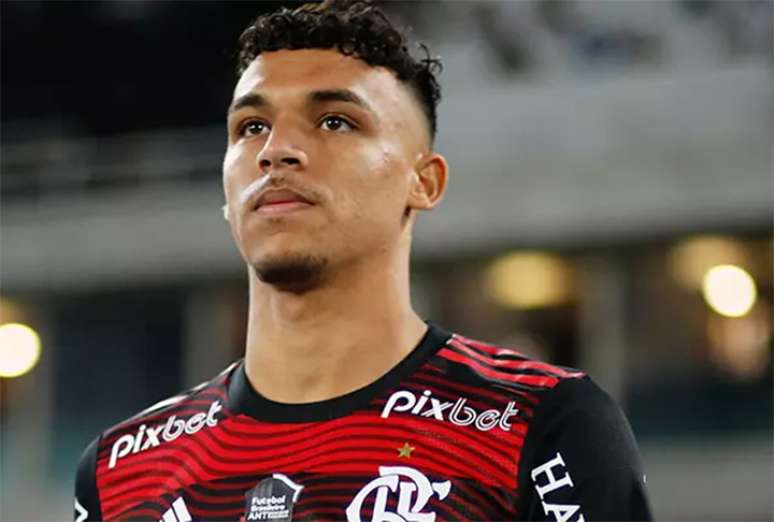 Adílio elogia Victor Hugo – Gilvan de Souza/Flamengo