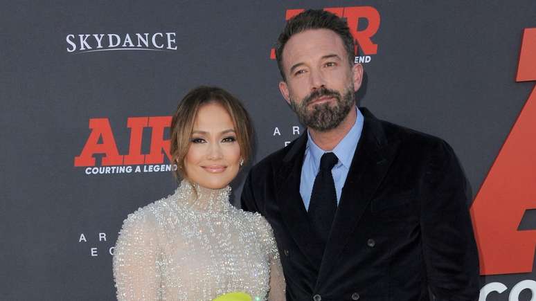 Jennifer Lopez e Ben Affleck compram mansão com número chocante de banheiros -