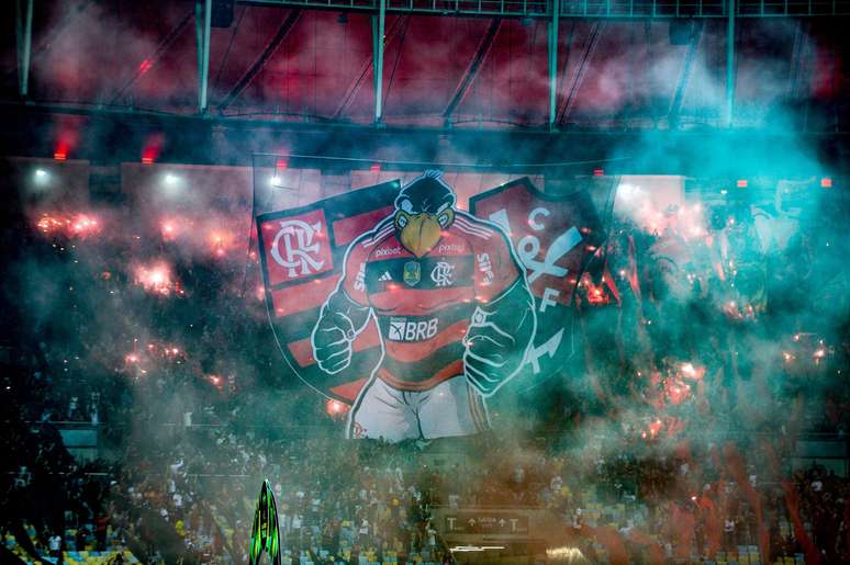 Mosaico da torcida do Flamengo contra o Fluminense – Marcelo Cortes / CRF