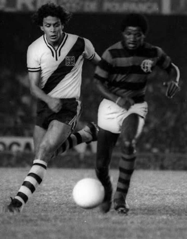 Embate entre Ad&iacute;lio e Dinamite &ndash; Reprodu&ccedil;&atilde;o